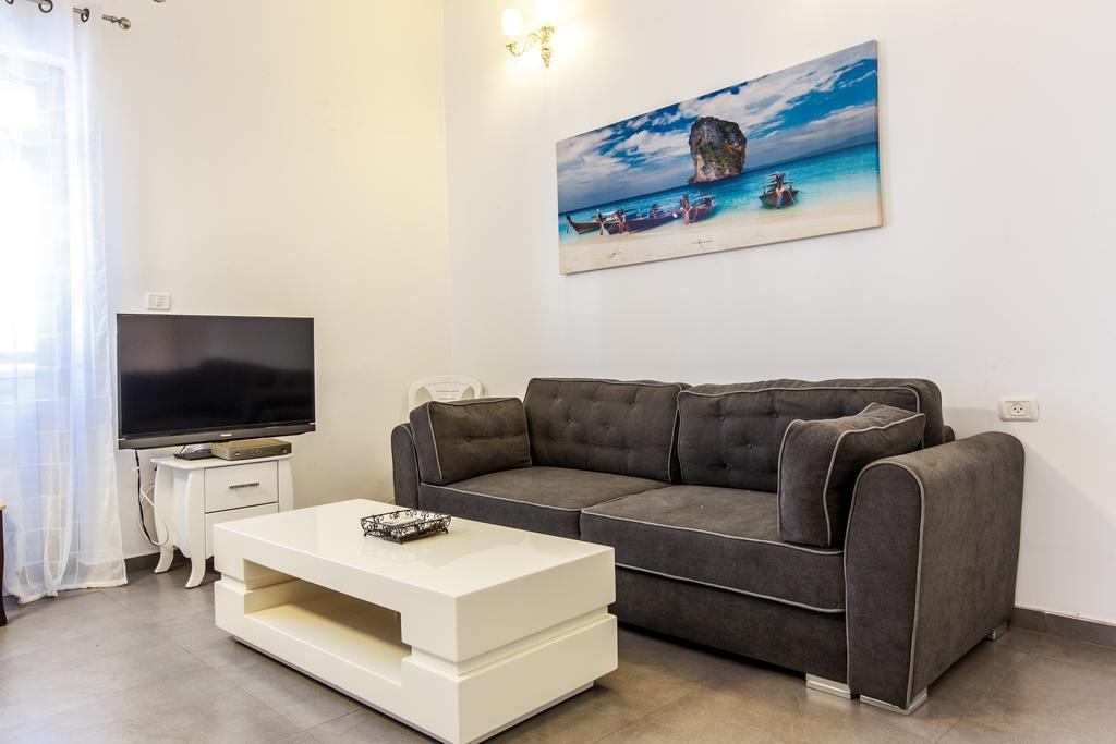 Sunset Beach Apartments Tel Aviv Dış mekan fotoğraf